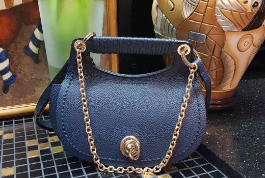 Какую сумку на лето 2021 выбрала Кендалл Дженнер