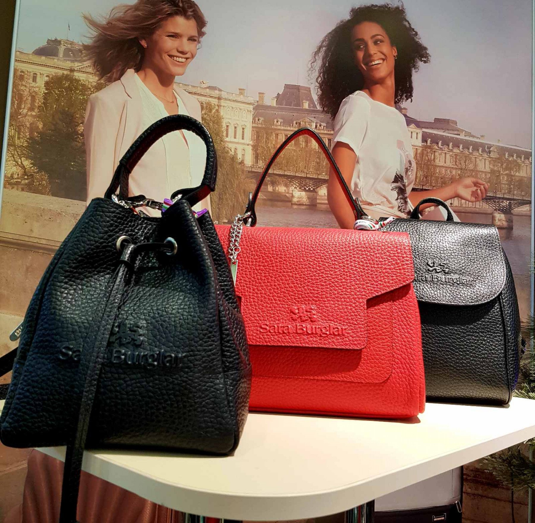 Брендовые женские сумки в каталоге магазина R-BAGS