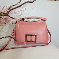 Розовые сумки