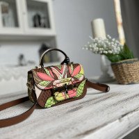 С аппликацией