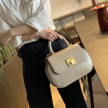 Сумка Arcadia 9883 naplak sesamo Сумка Arcadia 9883 naplak sesamo