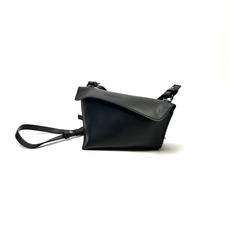 Сумка женская Bikkembergs BKBA00384M BLACK Сумка женская Bikkembergs BKBA00384M BLACK