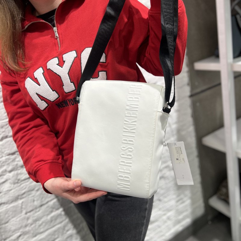 Сумка мужская Bikkembergs BKBO00031P WHITE Сумка мужская Bikkembergs BKBO00031P WHITE