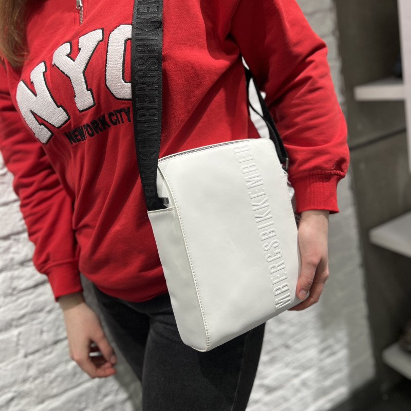 Сумка мужская Bikkembergs BKBO00031P WHITE Сумка мужская Bikkembergs BKBO00031P WHITE