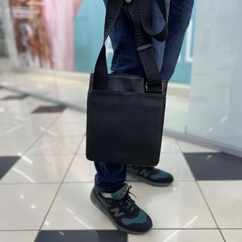 Сумка мужская Bikkembergs BKBO00200P BLACK Сумка мужская Bikkembergs BKBO00200P BLACK