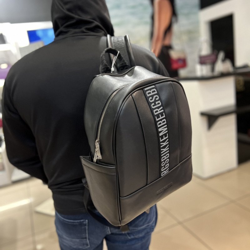 Рюкзак Bikkembergs BKZA00039P BLACK Рюкзак Bikkembergs BKZA00039P BLACK