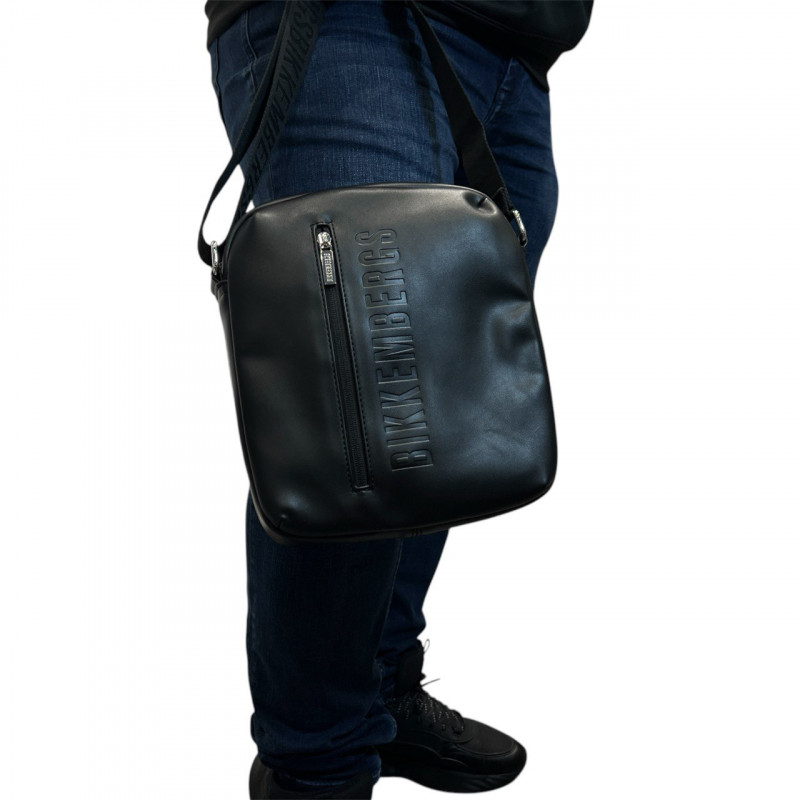 Сумка мужская Bikkembergs BKBO00754P BLACK Сумка мужская Bikkembergs BKBO00754P BLACK