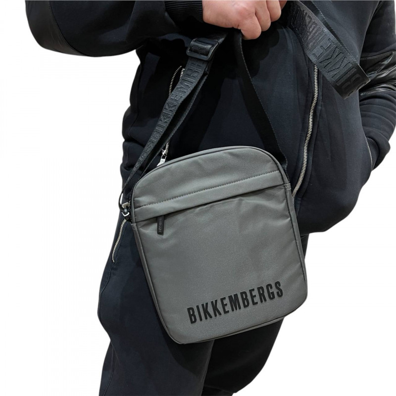 Сумка мужская Bikkembergs BKBO00882T GREEN Сумка мужская Bikkembergs BKBO00882T GREEN