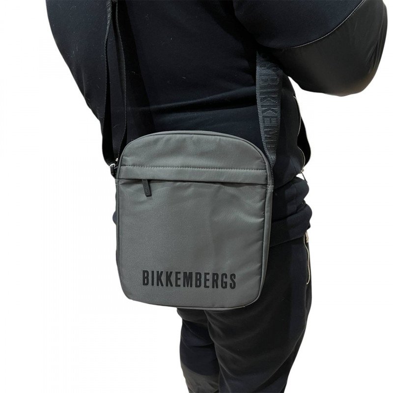 Сумка мужская Bikkembergs BKBO00882T GREEN Сумка мужская Bikkembergs BKBO00882T GREEN