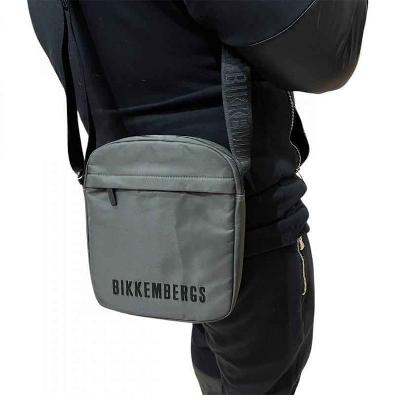 Сумка мужская Bikkembergs BKBO00882T GREEN Сумка мужская Bikkembergs BKBO00882T GREEN