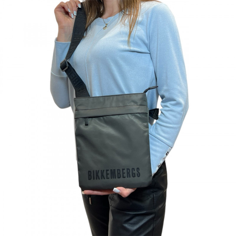 Сумка мужская Bikkembergs BKBO00883T GREEN Сумка мужская Bikkembergs BKBO00883T GREEN