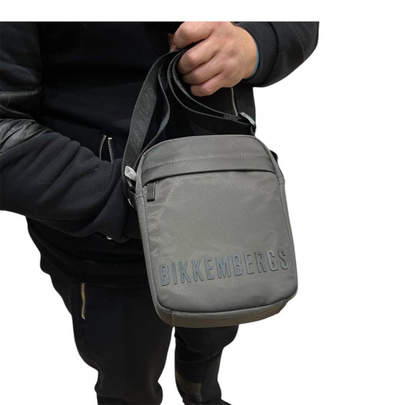 Сумка мужская Bikkembergs BKBO00884T GREEN Сумка мужская Bikkembergs BKBO00884T GREEN