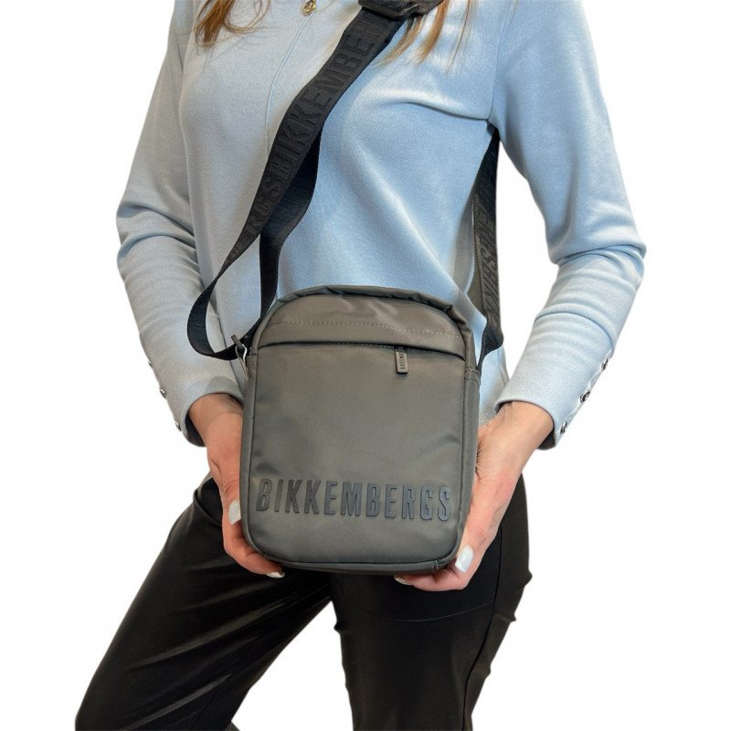 Сумка мужская Bikkembergs BKBO00884T GREEN Сумка мужская Bikkembergs BKBO00884T GREEN