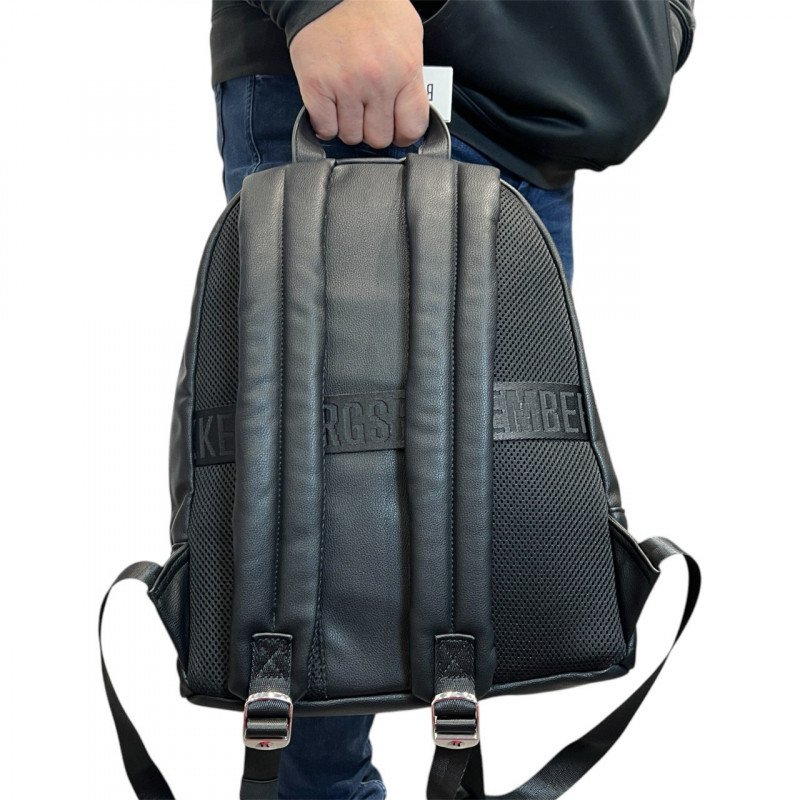 Рюкзак Bikkembergs BKZA00615P BLACK Рюкзак Bikkembergs BKZA00615P BLACK