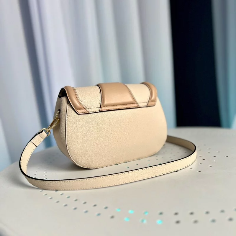 Сумка Cromia 1405684 BEIGE Сумка Cromia 1405684 BEIGE