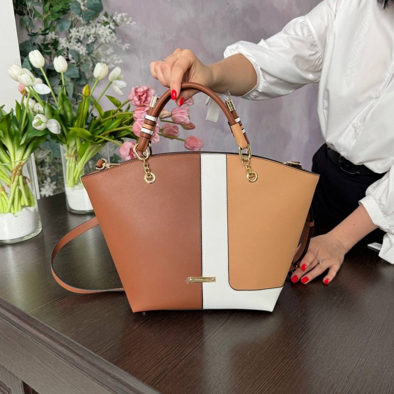 Сумка Cromia 1405962 NOCCIOLA Сумка Cromia 1405962 NOCCIOLA