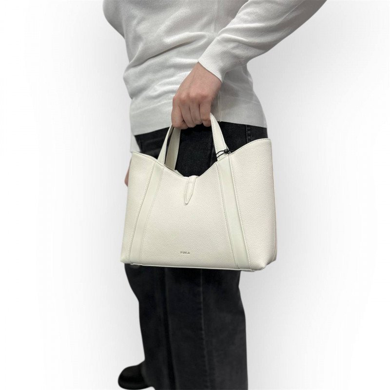 Сумка Furla 2440343 Сумка Furla 2440343