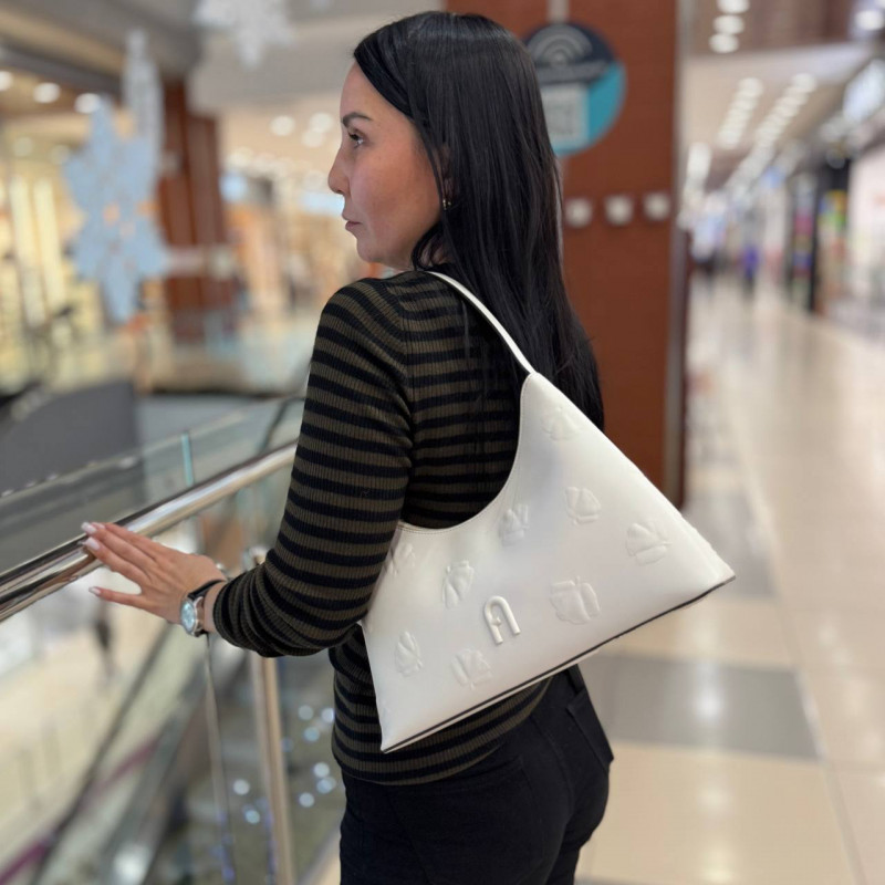Сумка Furla. 2381836 Сумка Furla. 2381836
