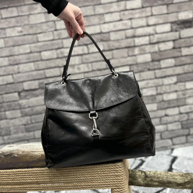 Сумка Ripani 6168VN.00003 Nero Сумка Ripani 6168VN.00003 Nero