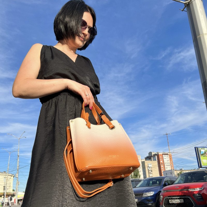 Сумка Sara Burglar A0S4J2303 CUOIO Сумка Sara Burglar A0S4J2303 CUOIO